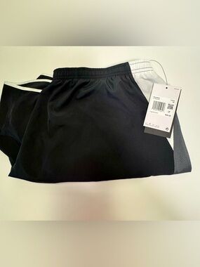 Nike Black AthleticShorts with White and Gray Accents - Women’s Plus 1X - NWT